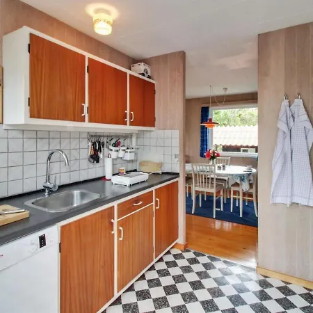 Nyaraló Andria - 300m From The Sea In Ne Jutland By Interhome Hals