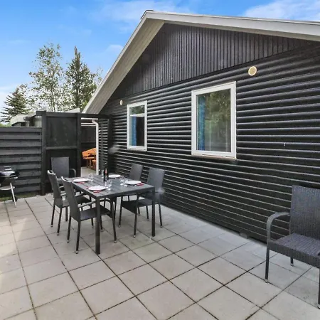 Nyaraló Andria - 300m From The Sea In Ne Jutland By Interhome *