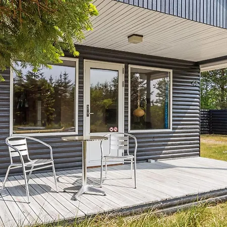 Andria - 300m From The Sea By Interhome Hals